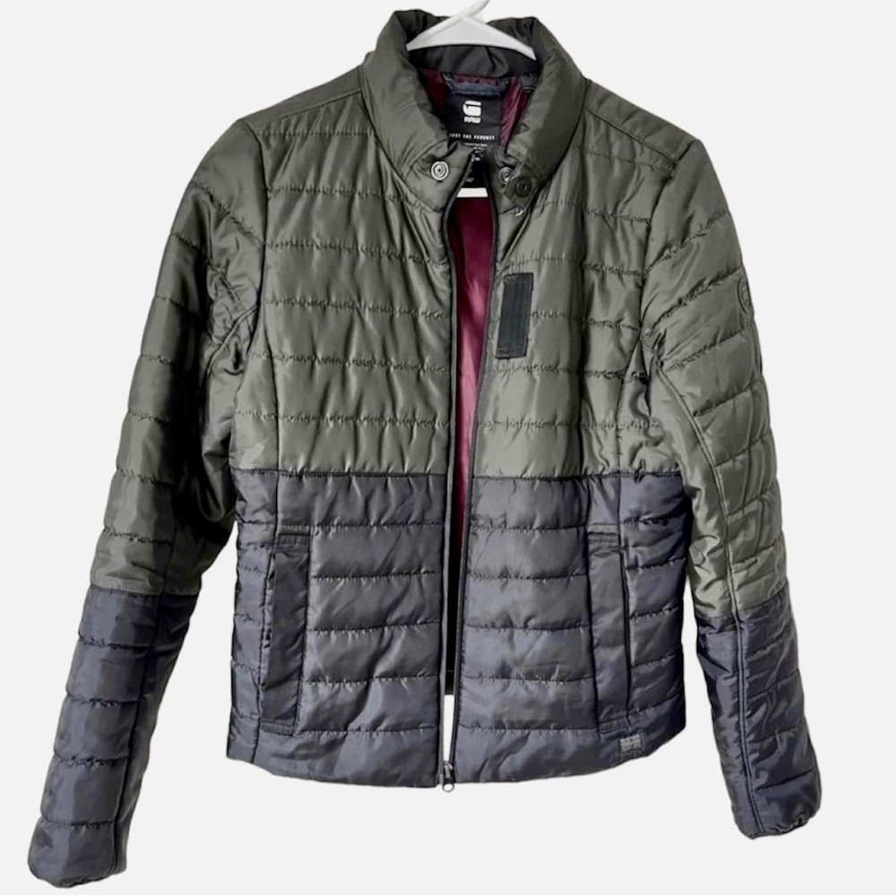 G-raw puffy women’s jacket. Like new/excellent condition.